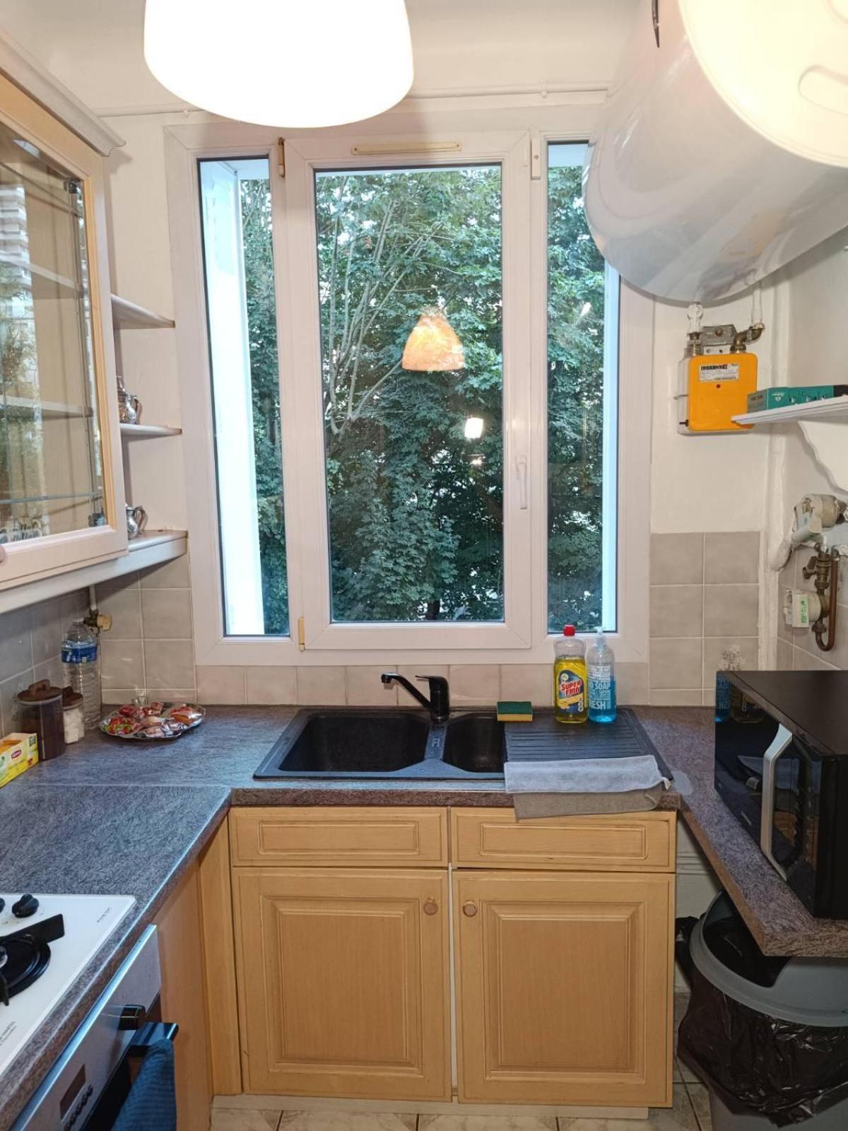 Chambres Privees Dans Un Appartement De 2 Pieces A Paris 13E Exterior foto