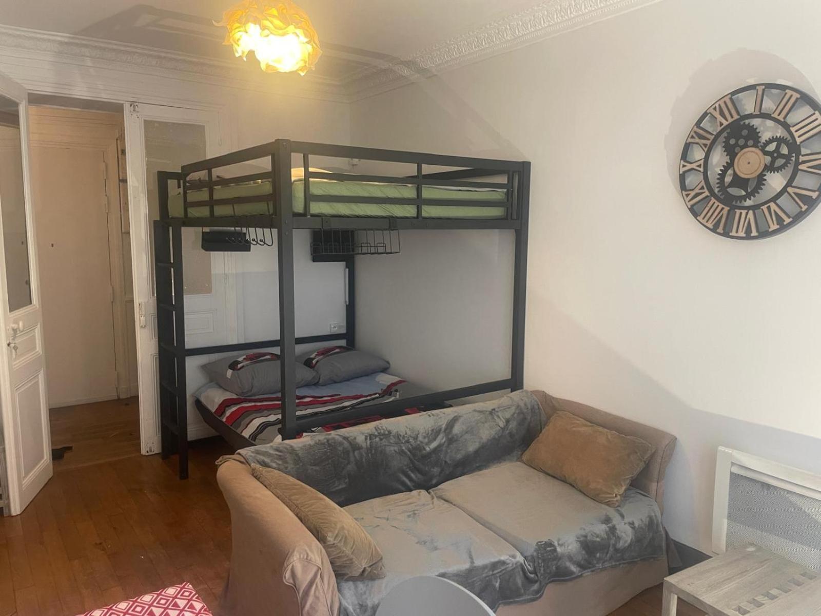 Chambres Privees Dans Un Appartement De 2 Pieces A Paris 13E Exterior foto