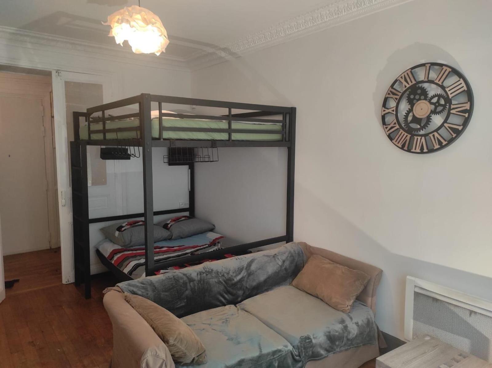 Chambres Privees Dans Un Appartement De 2 Pieces A Paris 13E Exterior foto